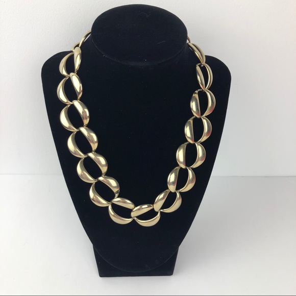 Jewelry - Vintage Chunky Chain Link Choker Necklace